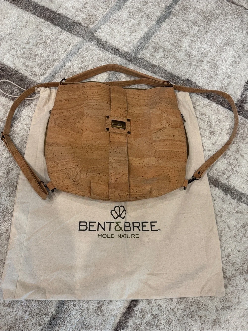 Bent & Bree Cork Crossbody/Backpack Bag in Light Brown